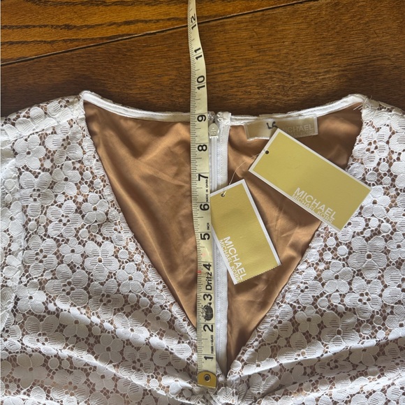 NWT Michael Kors Feminine White Lace Keyhole Dress Delicate Puff Sleeves Sz 12 - Picture 12 of 15